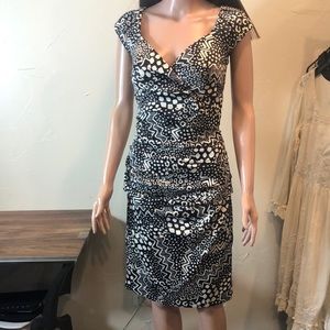 Sangria fully lined black/white print dress, size 6